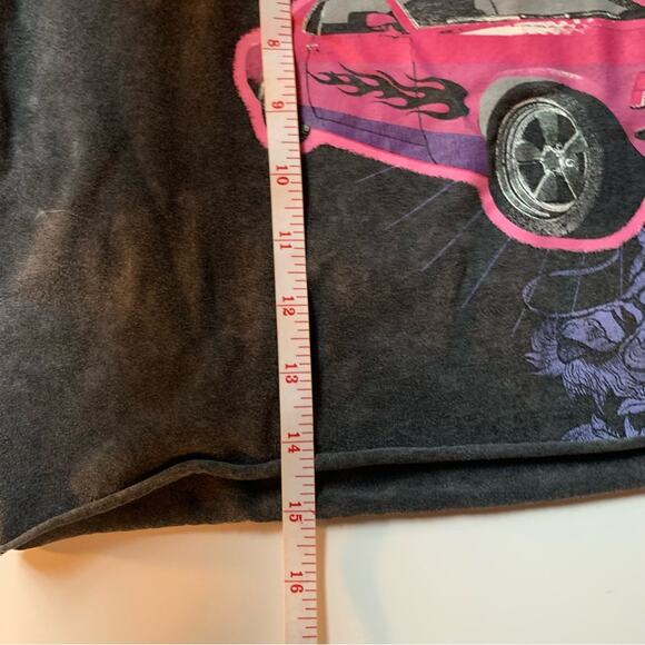 Adika Black Cropped Speedbabe Rockville T-Shirt with Pink Car - Picture 8 of 10